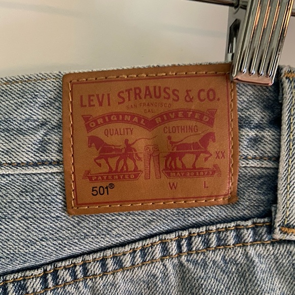 Levi’s shorts - Picture 4 of 4